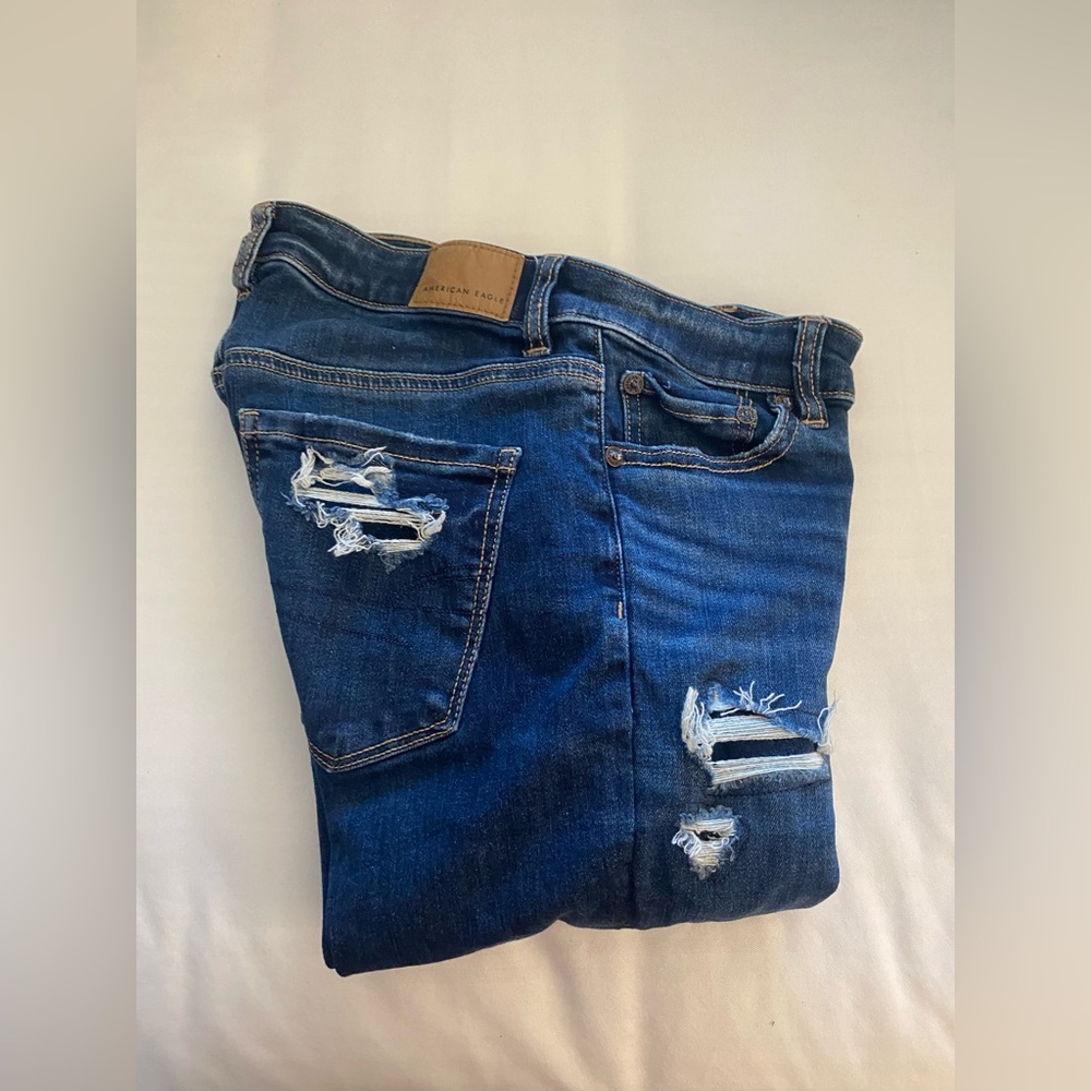 AMERICAN EAGLE.. WOMENS JEANS